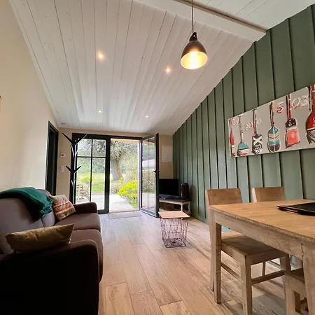 Le Moulin D'angibaud * La Flotte