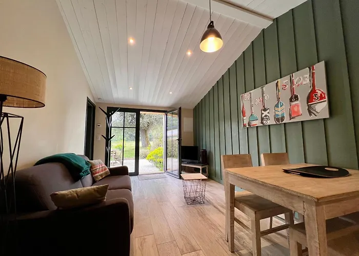 Le Moulin D'angibaud * La Flotte